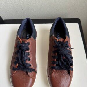 Coqueta | Boys Colourblocked Sneakers Size 2
